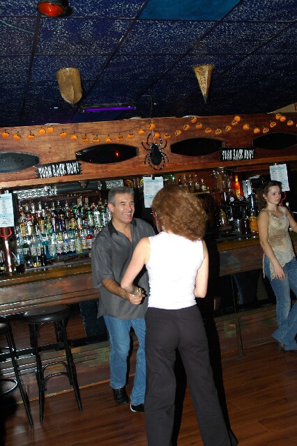 min 2005 11 06 sharkys 079